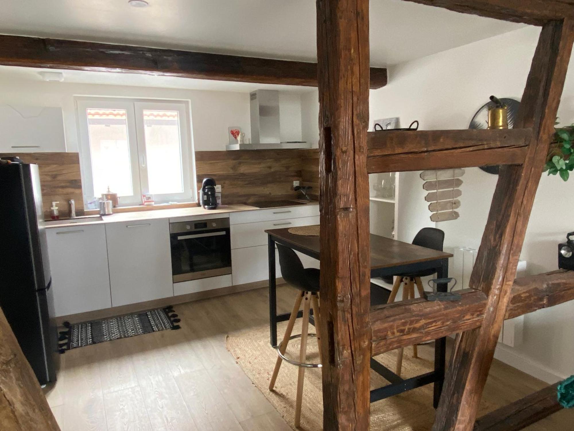 Duplex Douillet Renove - Terrasse - Wifi - Parking - Dans Maison Alsacienne - Apartment Schleithal